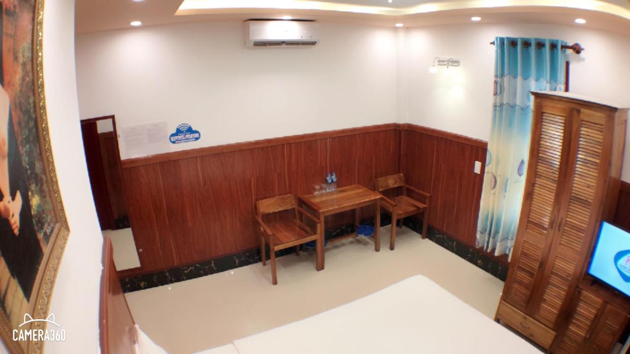Ha Phat Hotel Duong Dong  エクステリア 写真