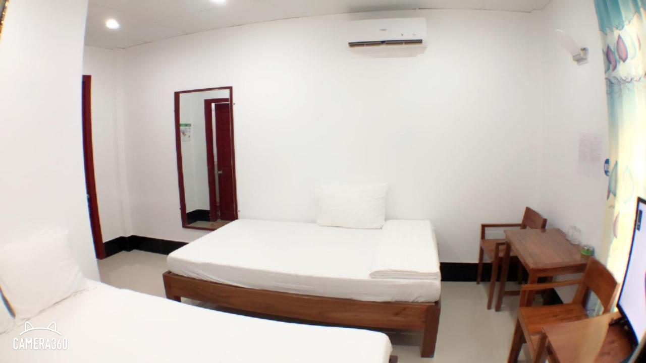 Ha Phat Hotel Duong Dong  エクステリア 写真