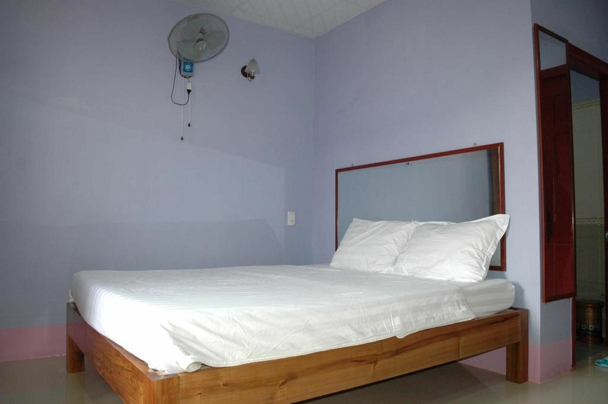Ha Phat Hotel Duong Dong  エクステリア 写真