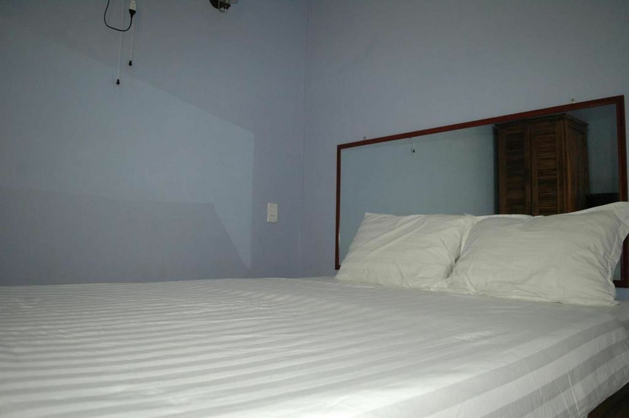 Ha Phat Hotel Duong Dong  エクステリア 写真