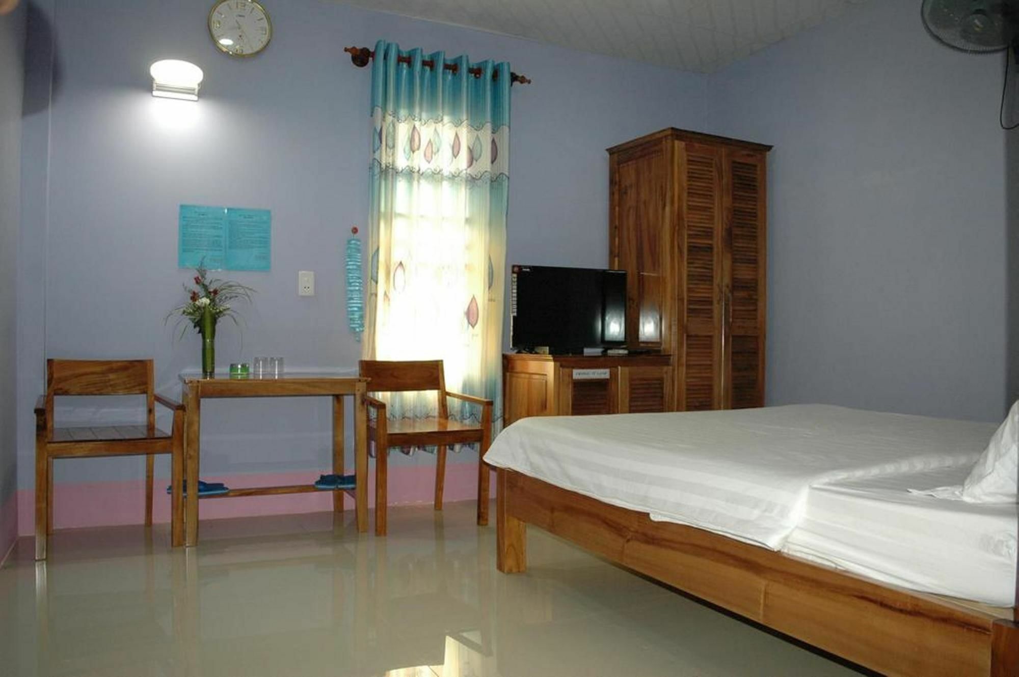 Ha Phat Hotel Duong Dong  エクステリア 写真